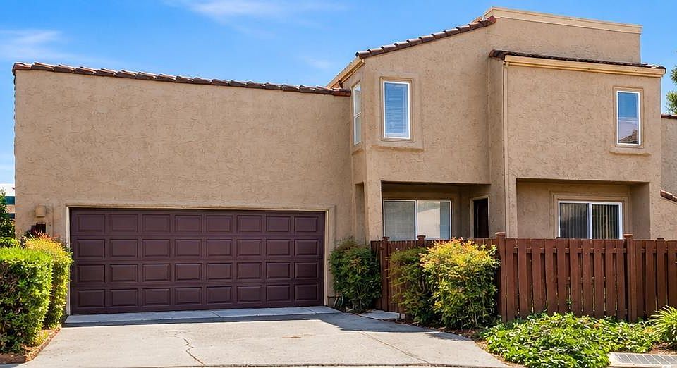 1st image of 7 Campo Verde Cir