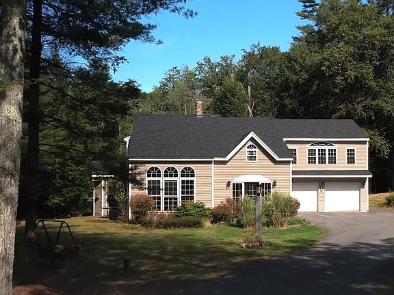 2nd image of 194 Hearthside Road