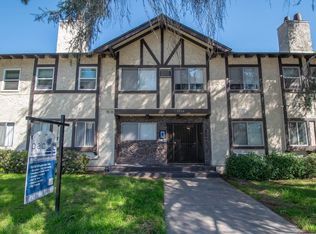 6954 Woodman Ave #22, Van Nuys, CA 91405
