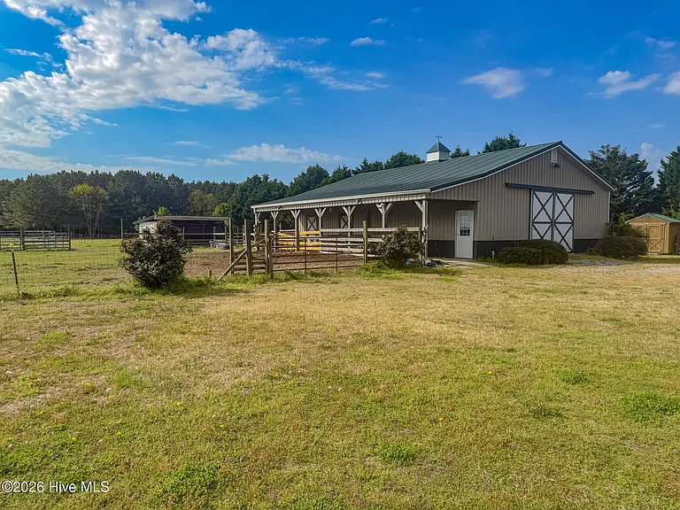 121 Scotland Rd — Photo 34