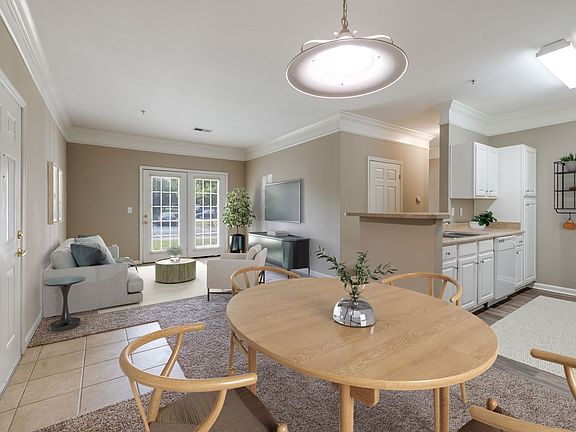 Two Bedroom - 2 Bed / 1 Bath - 977 Sq.Ft.