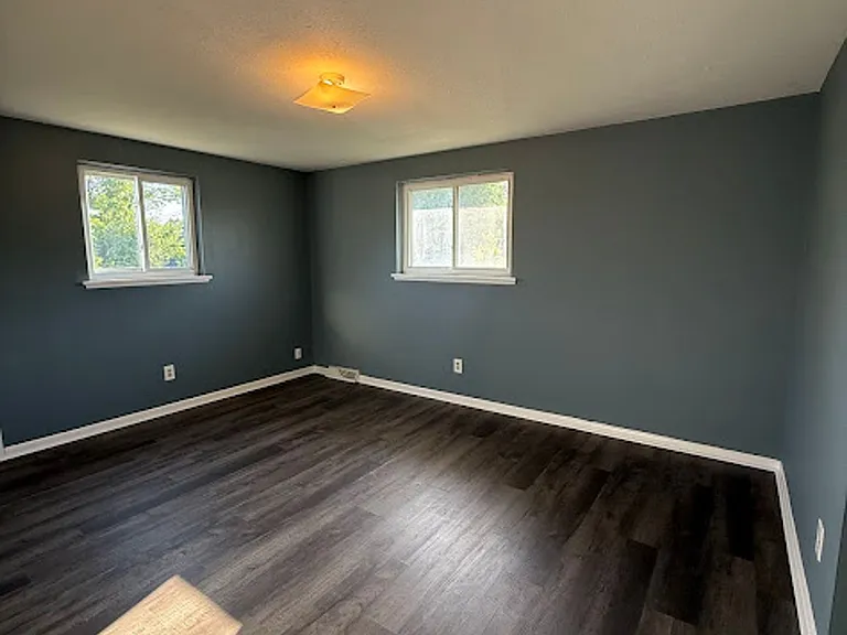 3009 Coventry Blvd NE — Photo 8