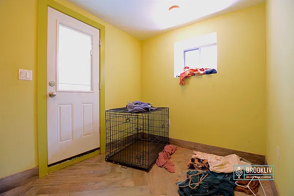 Rented by null | media 26