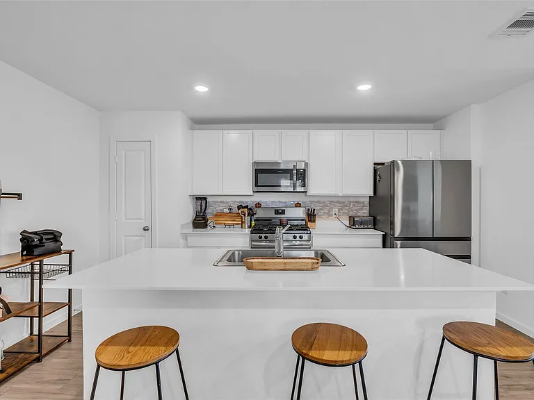 9815 Bellwick Hollow Ct — Photo 7