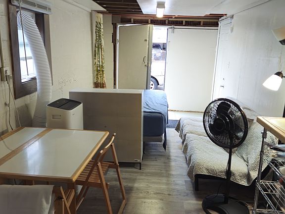 4th image of 139 S Kuakini St #B