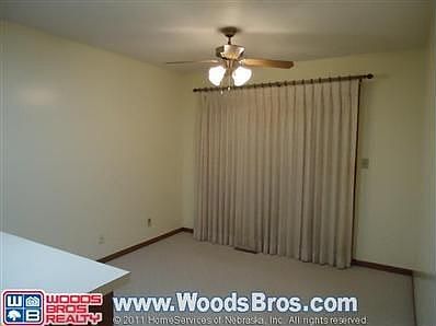 5th image of 1341 Fairlane Ave