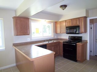 428 Lange Dr, Troy, MI