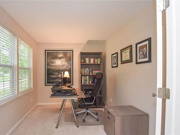 5th image of 4155 Elmore Ave