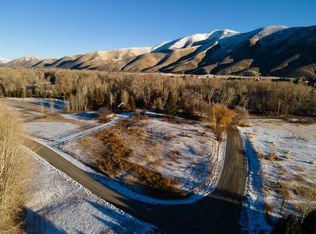 102 Polo Club Ln, Bellevue, ID 83313