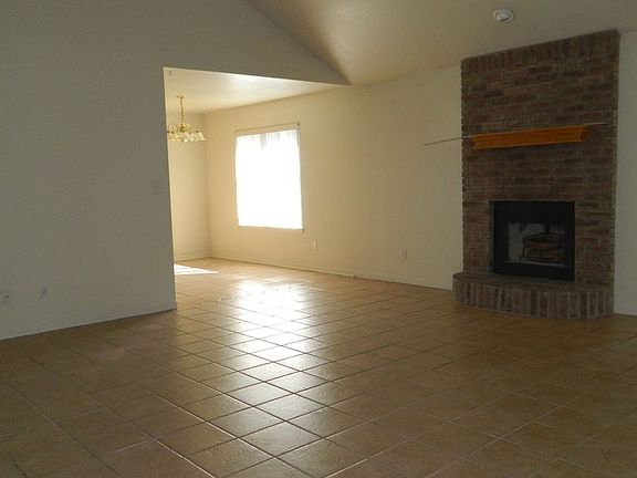 4th image of 4104 Adolph Ave