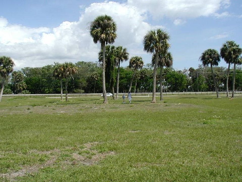 2nd image of 13140 Highway 441 SE
