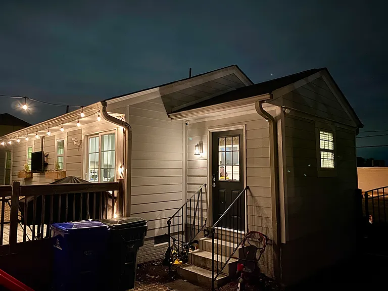 32 Potomac Ave — Photo 19