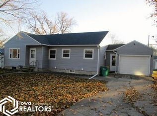 308 S 3rd St, Klemme, IA 50449