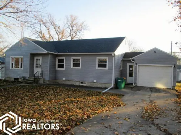 308 S 3rd St, Klemme, IA 50449