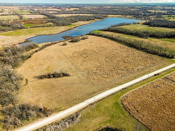 4th image of 3B S Little Rd