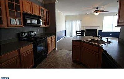 3rd image of 634 Onward Ave