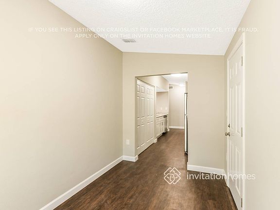 4th image of 8032 Chickasaw Ln