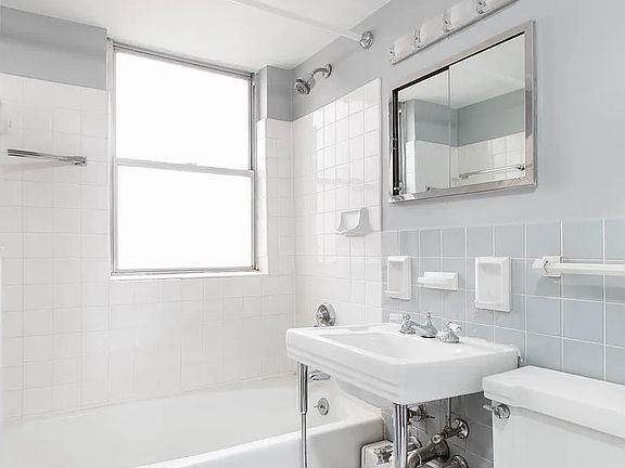 5th image of 230 E 79th St APT A