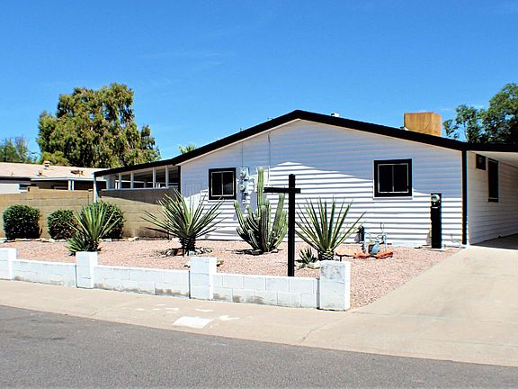 3rd image of 2918 E ORAIBI Drive