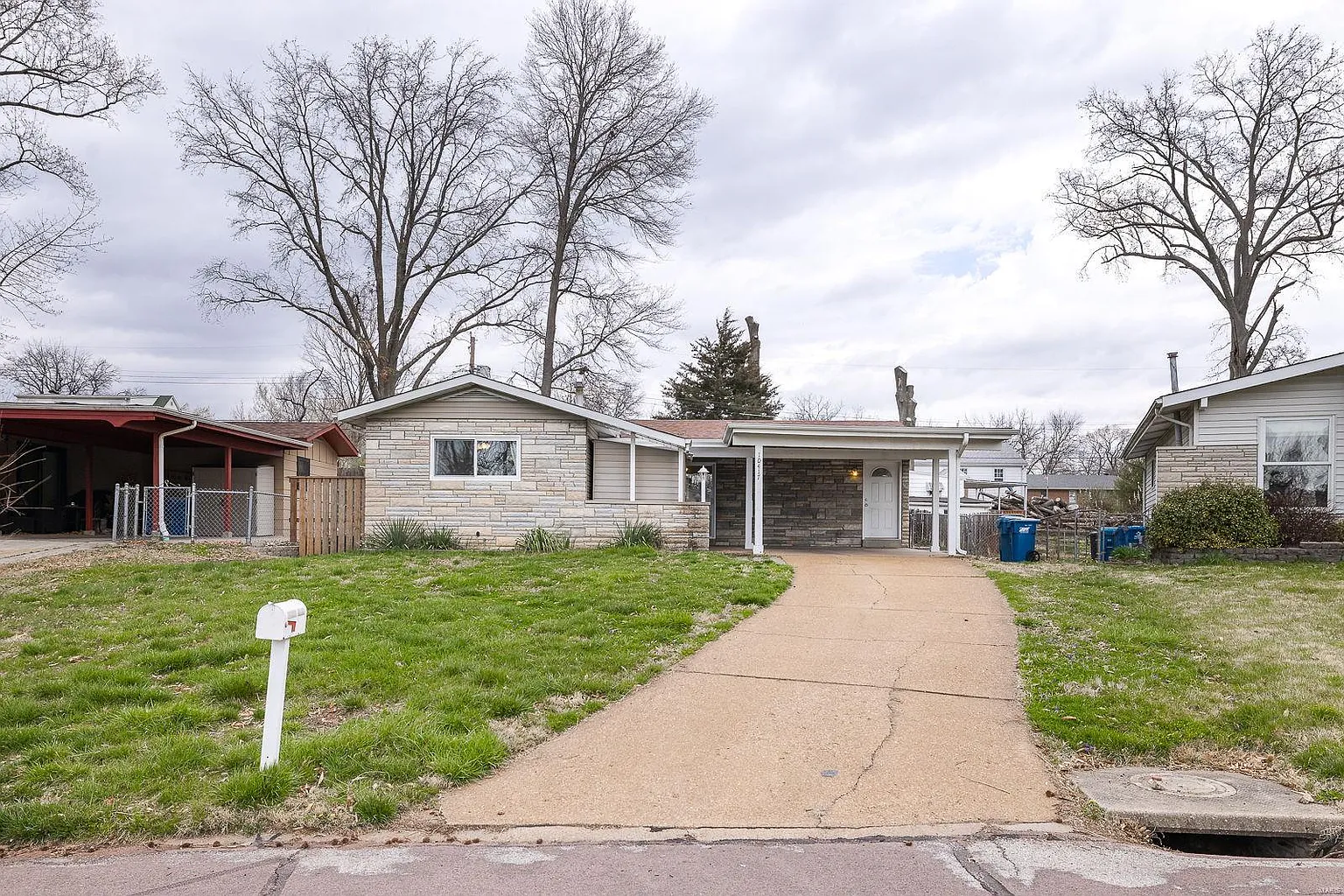 10417 Fourwinds Ct photo 1