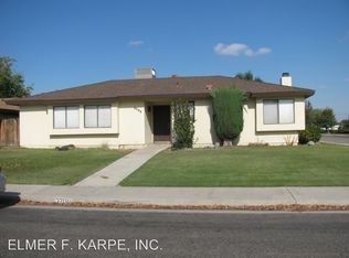 3700 Meadowlane Ave, Bakersfield, CA 93309