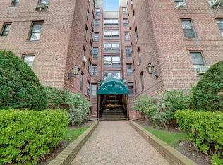 9609 67th Ave APT 1E, Rego Park, NY 11374