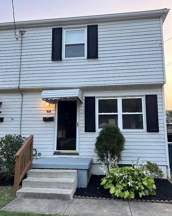 1st image of 1768 7th St