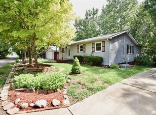 201 Orchard Ct, Creve Coeur, IL