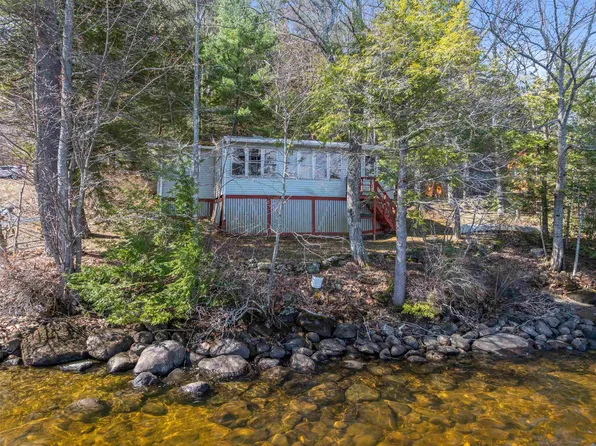 158 Lynn Grove Road, Northwood, NH 03261-9998