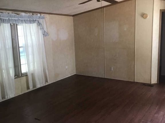 3rd image of 420 S Illinois Ave