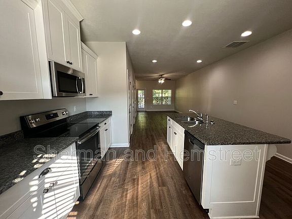 3rd image of 723 Tarvin Cir Unit 723