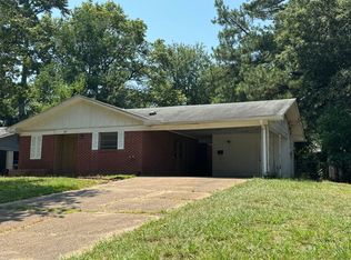 5817 Orchardview Dr, Jackson, MS 39211