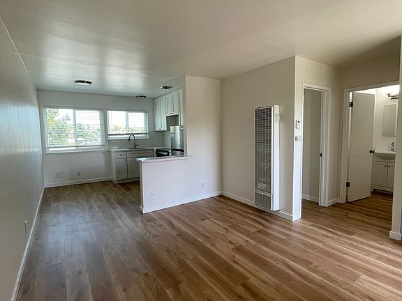 4th image of 285 Fairmount Ave APT 107