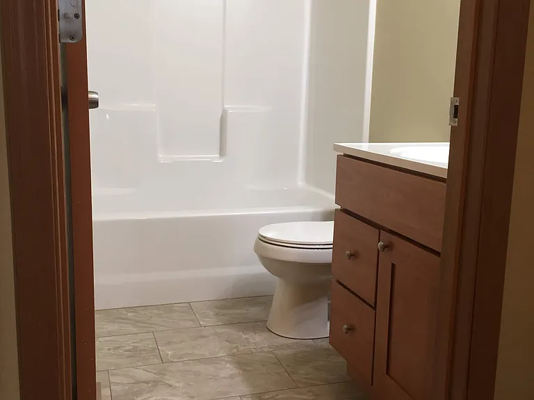 1104 N Tschirley Rd — Photo 10
