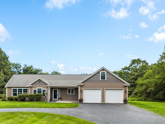 3rd image of 1 Whipple Lane