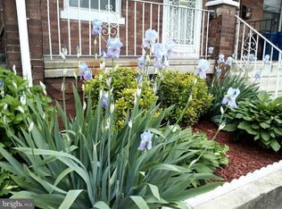 16 Pleasant St, Philadelphia, PA 19119