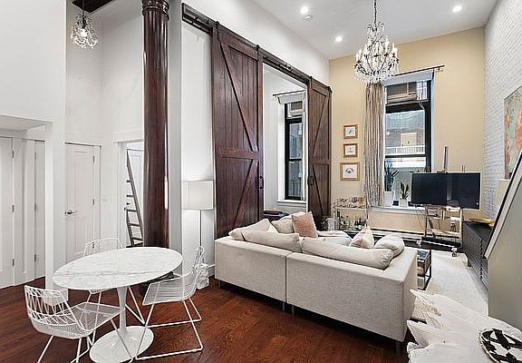 3rd image of 250 Mercer St APT C216