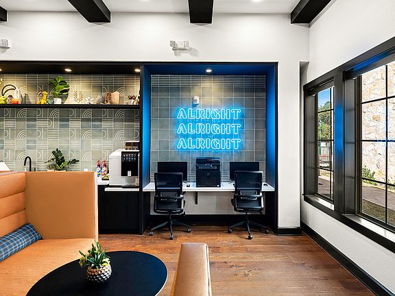 Business Center with PCs and Wireless Printing