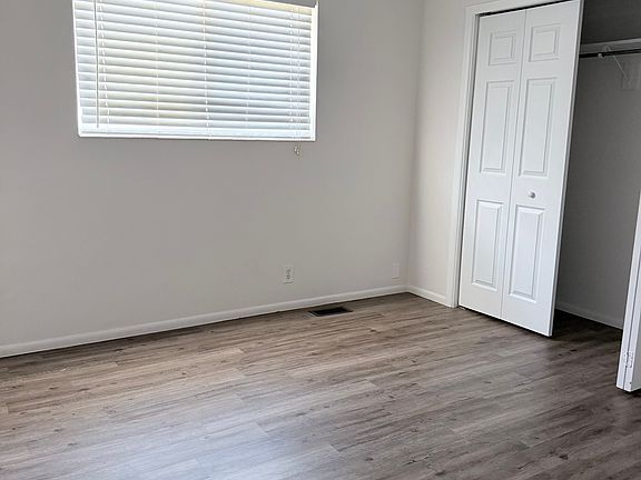 5th image of 204 E 8375 S #1