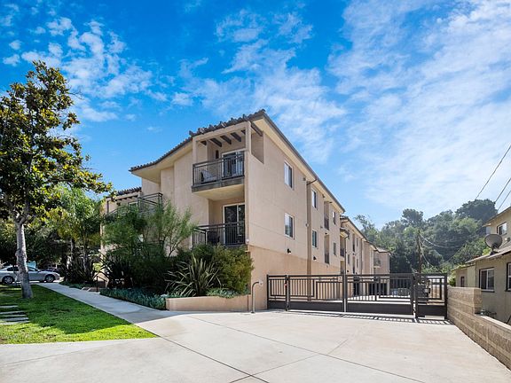 2nd image of 1941 Waltonia Dr Unit 203