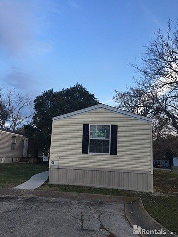 2nd image of 15250 Kleberg Rd Trailer 44