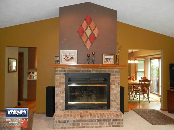 Gas FP (Can Convert to Wood)