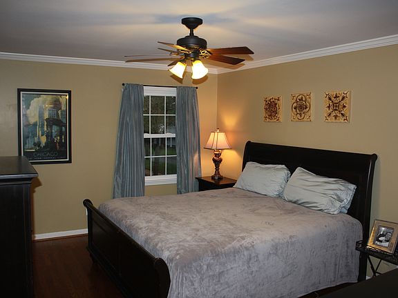 Master bedroom (pictured with king bed)