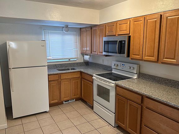 2nd image of 8366 Orchard Ave
