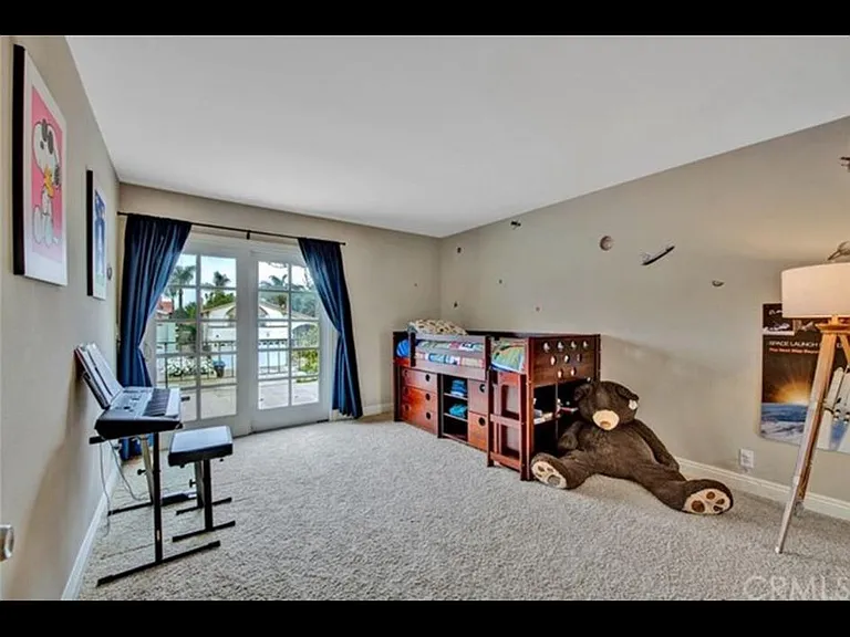 13521 Carroll Way — Photo 8