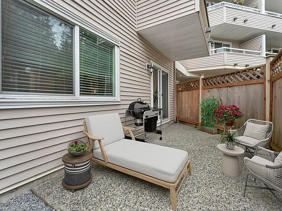 4th image of 450 Bromley St #101