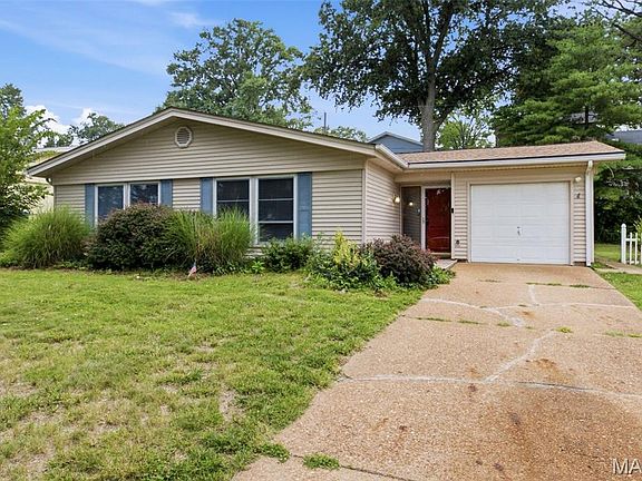 2nd image of 2953 Caspian Ln