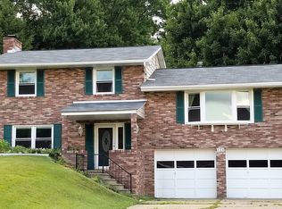123 Lynne Dr, Beaver Falls, PA 15010