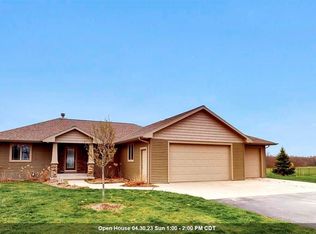 N8846 Black Ash Rd, Algoma, WI 54201