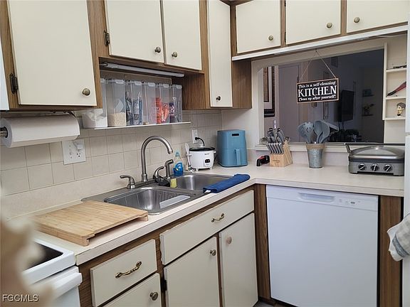 3rd image of 333 Joel Blvd APT 131